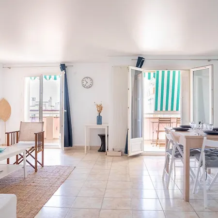 Apartment Elegance - Balcony & Quiet Near Shops Cannes
